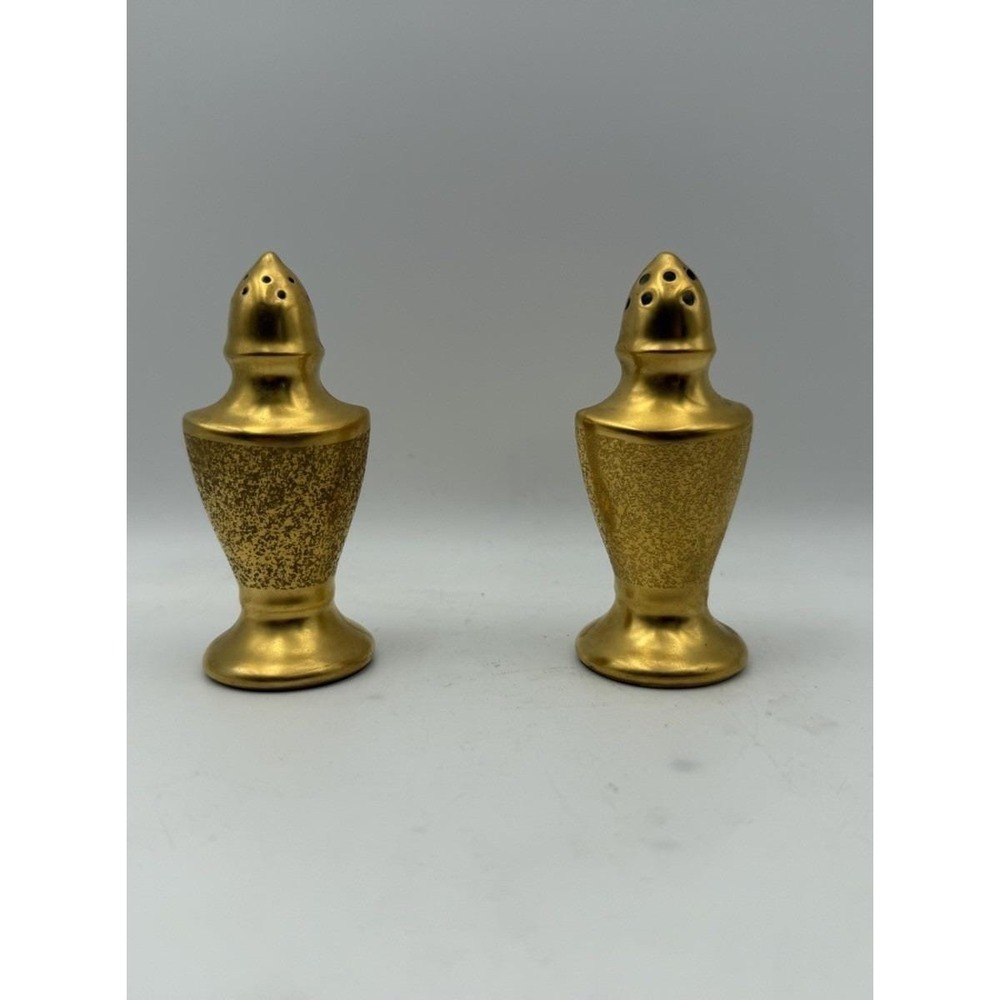 Vintage Wheeling Decorated Co Gold Encrusted Salt & Pepper Shakers Japan 3"